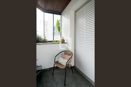 Apartamento à venda com 239m², 3 quartos e 3 vagas Apartamento à venda com 239m², 3 quartos e 3 vagasVaranda Quarto 3 - Suite