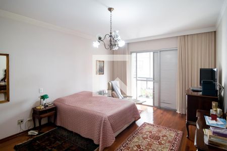 Apartamento à venda com 239m², 3 quartos e 3 vagas Apartamento à venda com 239m², 3 quartos e 3 vagasQuarto 3 - Suite