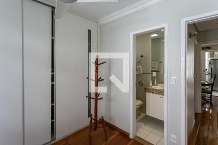 Apartamento à venda com 110m², 4 quartos e 2 vagas Apartamento à venda com 110m², 4 quartos e 2 vagasQuarto 2 - Suíte