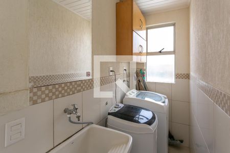 Apartamento à venda com 110m², 4 quartos e 2 vagas Apartamento à venda com 110m², 4 quartos e 2 vagasÁrea de Serviço