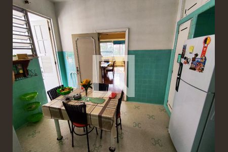 Casa à venda com 300m², 4 quartos e 4 vagasCopa