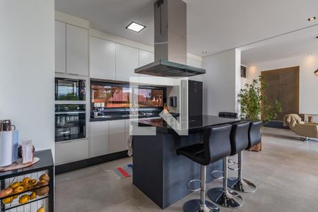 Casa de condomínio à venda com 327m², 4 quartos e 6 vagas Casa de condomínio à venda com 327m², 4 quartos e 6 vagasCozinha