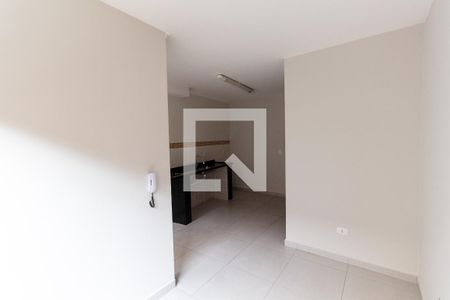 Sala/Cozinha de apartamento para alugar com 2 quartos, 40m² em Parque Paineiras, São Paulo