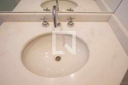 Apartamento à venda com 66m², 2 quartos e 2 vagasBanheiro Suíte