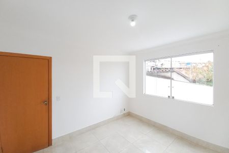Sala de apartamento para alugar com 3 quartos, 82m² em Santa Monica, Belo Horizonte
