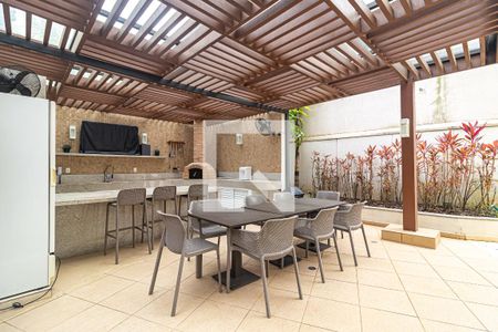 Apartamento à venda com 78m², 2 quartos e 1 vaga Apartamento à venda com 78m², 2 quartos e 1 vagaChurrasqueira