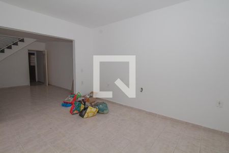 Sala de casa para alugar com 2 quartos, 100m² em Vila Antonieta, São Paulo