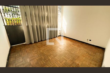 Casa à venda com 587m², 5 quartos e 16 vagasQuarto 3