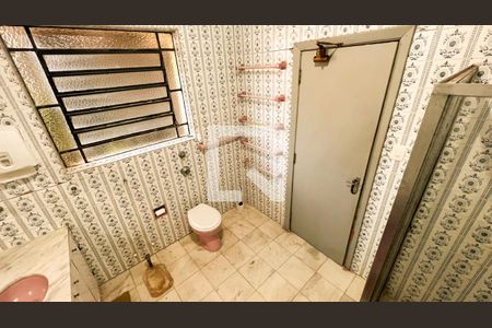 Casa à venda com 587m², 5 quartos e 16 vagasBanheiro