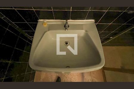 Casa à venda com 587m², 5 quartos e 16 vagasBanheiro