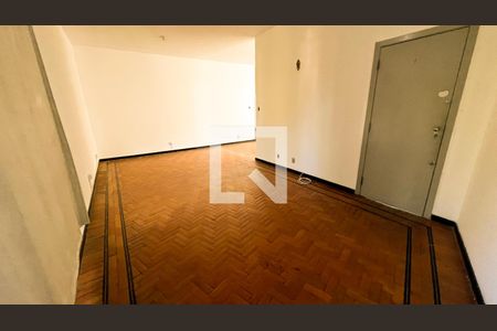 Casa à venda com 587m², 5 quartos e 16 vagasQuarto 1