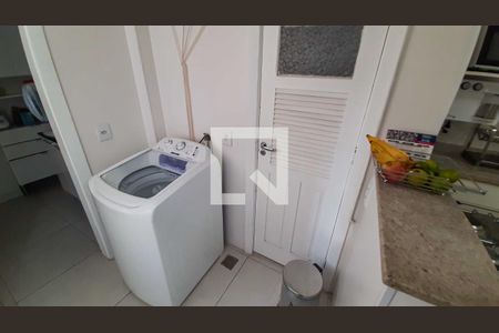 Apartamento à venda com 80m², 2 quartos e 1 vagaÁrea de Serviço