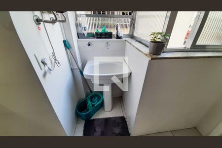 Apartamento à venda com 80m², 2 quartos e 1 vagaÁrea de Serviço