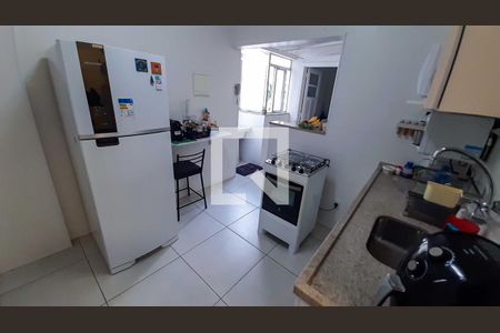Apartamento à venda com 80m², 2 quartos e 1 vagaCozinha