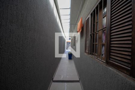 Casa à venda com 102m², 2 quartos e 2 vagas Casa à venda com 102m², 2 quartos e 2 vagasCorredor