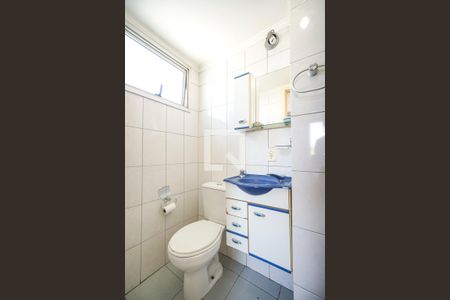 Apartamento à venda com 75m², 3 quartos e 2 vagas Apartamento à venda com 75m², 3 quartos e 2 vagasBanheiro da suíte