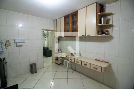 Casa para alugar com 385m², 3 quartos e 3 vagas Casa para alugar com 385m², 3 quartos e 3 vagasCozinha
