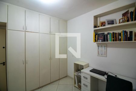 Casa para alugar com 385m², 3 quartos e 3 vagas Casa para alugar com 385m², 3 quartos e 3 vagasQuarto 2
