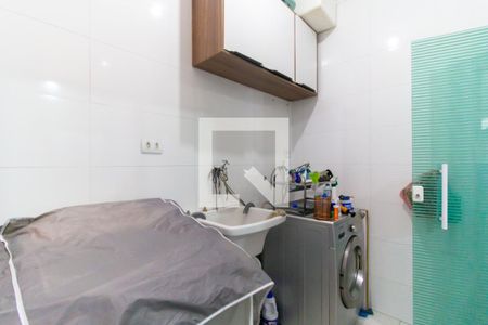 Casa à venda com 198m², 3 quartos e 7 vagas Casa à venda com 198m², 3 quartos e 7 vagasÁrea de Serviço