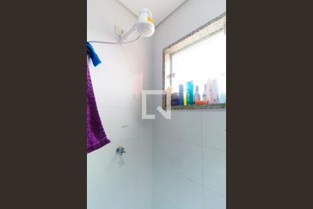 Casa à venda com 198m², 3 quartos e 7 vagas Casa à venda com 198m², 3 quartos e 7 vagasBanheiro da Suíte