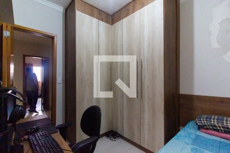 Casa à venda com 198m², 3 quartos e 7 vagas Casa à venda com 198m², 3 quartos e 7 vagasQuarto 01