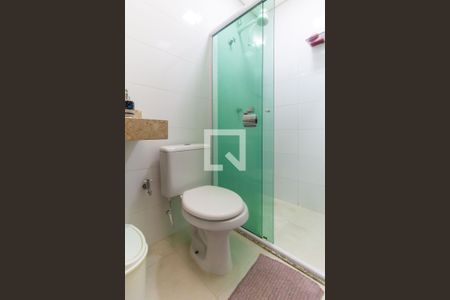 Casa à venda com 198m², 3 quartos e 7 vagas Casa à venda com 198m², 3 quartos e 7 vagasBanheiro