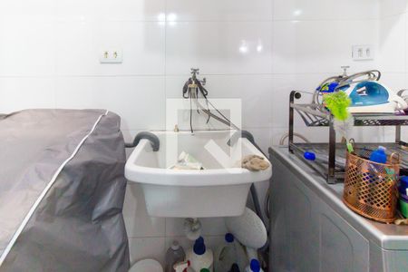 Casa à venda com 198m², 3 quartos e 7 vagas Casa à venda com 198m², 3 quartos e 7 vagasÁrea de Serviço