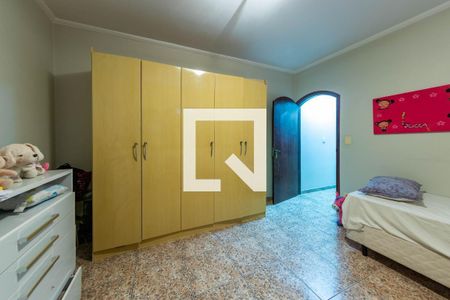 Casa à venda com 219m², 3 quartos e 4 vagas Casa à venda com 219m², 3 quartos e 4 vagasQuarto 2