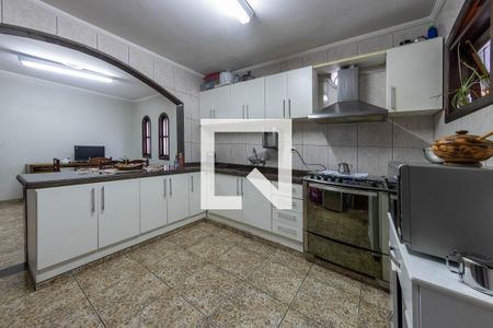 Casa à venda com 219m², 3 quartos e 4 vagas Casa à venda com 219m², 3 quartos e 4 vagasCozinha