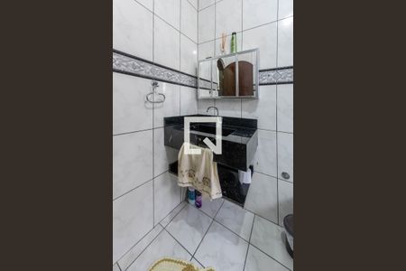 Casa à venda com 219m², 3 quartos e 4 vagas Casa à venda com 219m², 3 quartos e 4 vagasBanheiro