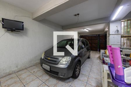 Casa à venda com 219m², 3 quartos e 4 vagas Casa à venda com 219m², 3 quartos e 4 vagasGaragem