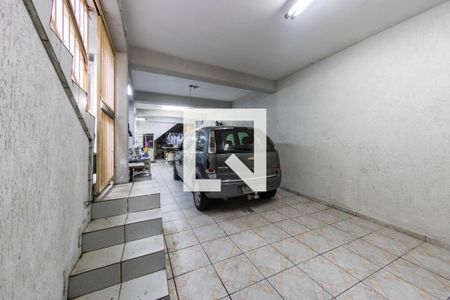 Casa à venda com 219m², 3 quartos e 4 vagas Casa à venda com 219m², 3 quartos e 4 vagasGaragem