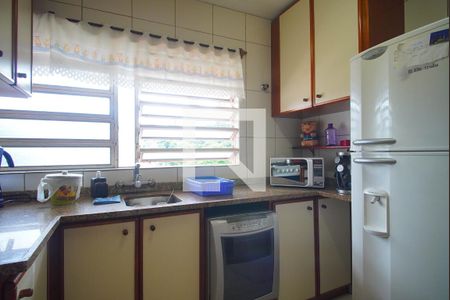 Casa à venda com 273m², 4 quartos e 2 vagasCozinha