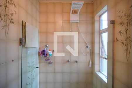 Casa à venda com 273m², 4 quartos e 2 vagasBanheiro