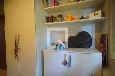 Casa à venda com 273m², 4 quartos e 2 vagasQuarto 2