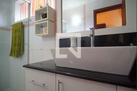 Casa à venda com 273m², 4 quartos e 2 vagasBanheiro