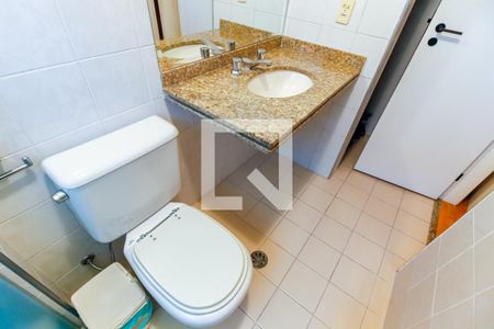 Apartamento à venda com 115m², 3 quartos e 3 vagas Apartamento à venda com 115m², 3 quartos e 3 vagasBanheiro da Suíte 1