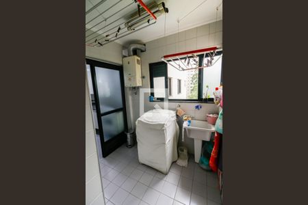 Apartamento à venda com 115m², 3 quartos e 3 vagas Apartamento à venda com 115m², 3 quartos e 3 vagasÁrea de Serviço