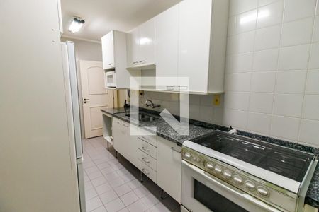 Apartamento à venda com 115m², 3 quartos e 3 vagas Apartamento à venda com 115m², 3 quartos e 3 vagasCozinha - Armários