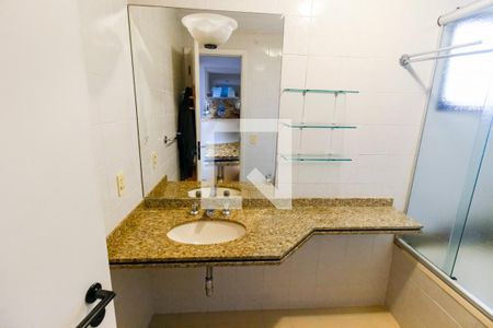 Apartamento à venda com 115m², 3 quartos e 3 vagas Apartamento à venda com 115m², 3 quartos e 3 vagasBanheiro da Suíte 3