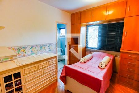 Apartamento à venda com 115m², 3 quartos e 3 vagas Apartamento à venda com 115m², 3 quartos e 3 vagasSuíte 2