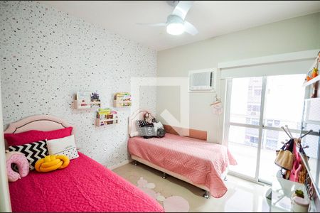 Apartamento à venda com 156m², 3 quartos e 1 vaga Apartamento à venda com 156m², 3 quartos e 1 vagaQuarto 2