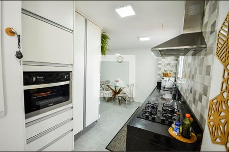 Apartamento à venda com 156m², 3 quartos e 1 vaga Apartamento à venda com 156m², 3 quartos e 1 vagaCozinha