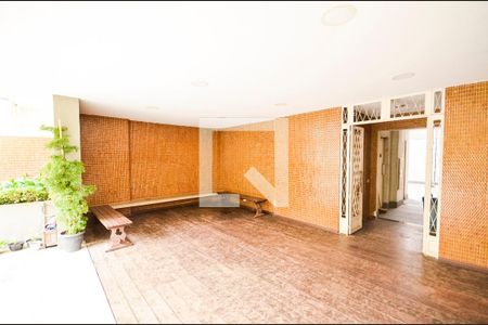 Apartamento à venda com 156m², 3 quartos e 1 vaga Apartamento à venda com 156m², 3 quartos e 1 vagaÁrea comum - Playground