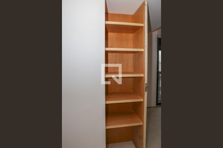 Corredor de apartamento para alugar com 2 quartos, 64m² em Perdizes, São Paulo