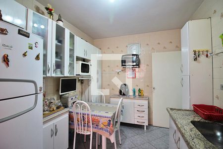Apartamento à venda com 74m², 2 quartos e 1 vagaCozinha