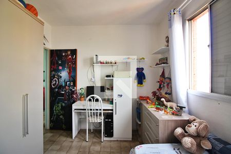 Apartamento à venda com 74m², 2 quartos e 1 vagaQuarto 2