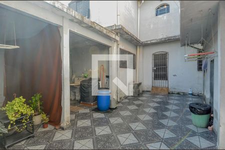 Casa à venda com 150m², 3 quartos e 4 vagasQuintal