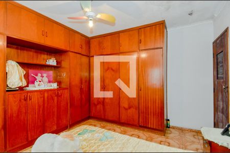 Casa à venda com 150m², 3 quartos e 4 vagasQuarto 3