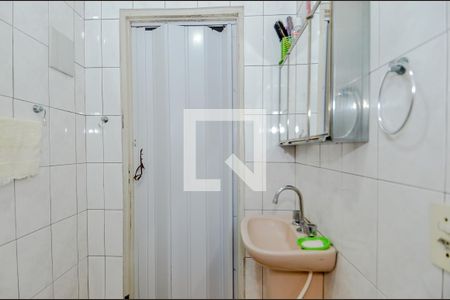 Casa à venda com 150m², 3 quartos e 4 vagasBanheiro Social 2